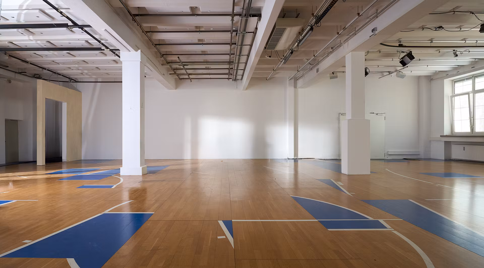 Reused HARO Sports ROM 20 flooring at WERK3 Studio in Munich