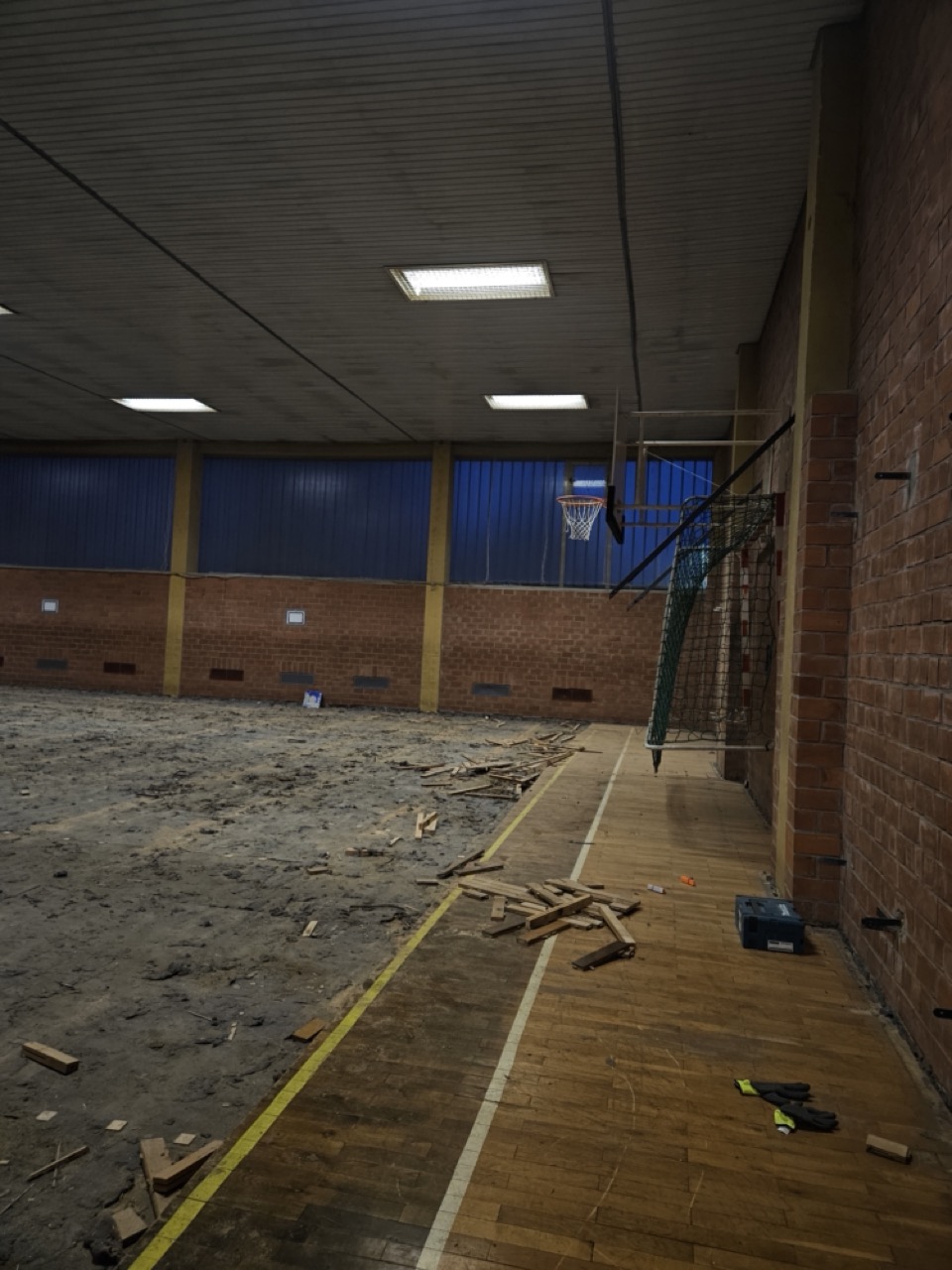Pestalozzi sports floor detail
